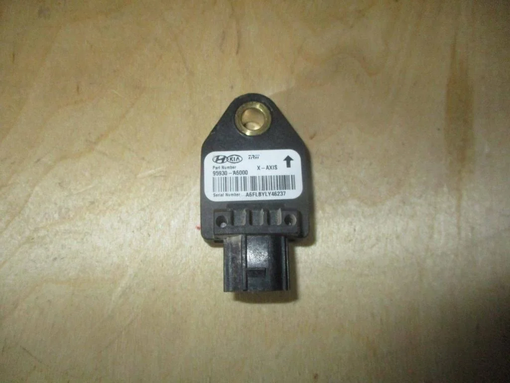 Датчик air bag Kia Ceed 2 JD