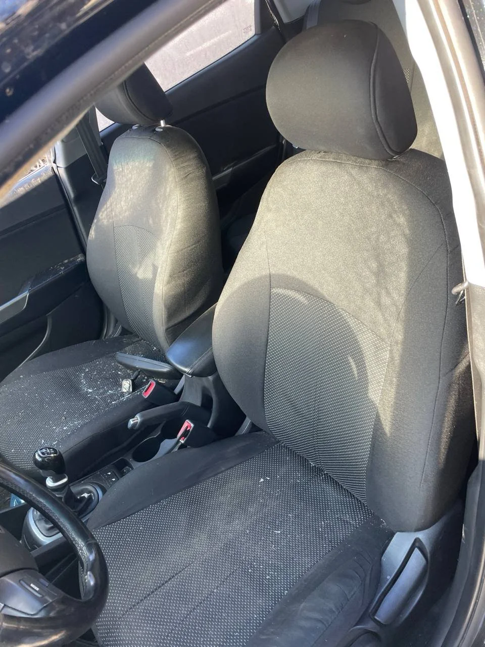 Продажа Kia Rio 1.6 (123Hp) (G4FC) FWD MT по запчастям