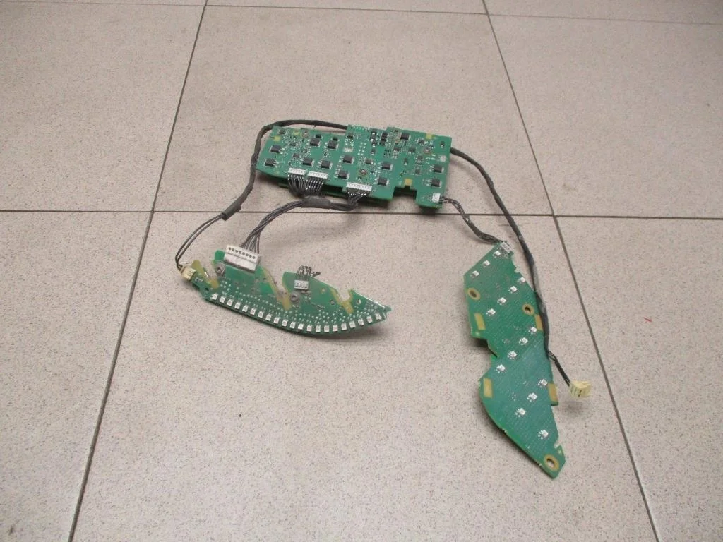 Плата заднего фонаря Volvo XC90 2 2015