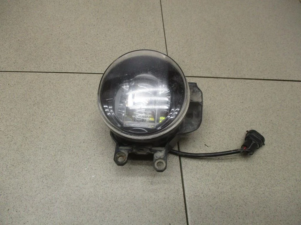 Фара противотуманная правая Toyota Camry 2008 XV40