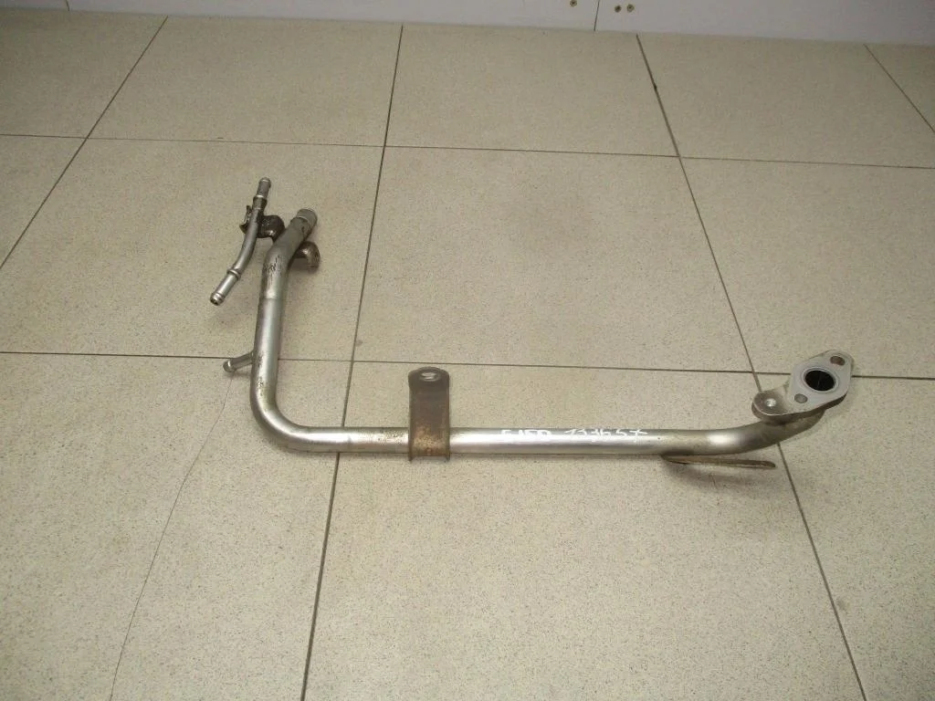 Трубка охлаждающей жидкости Toyota Corolla E150