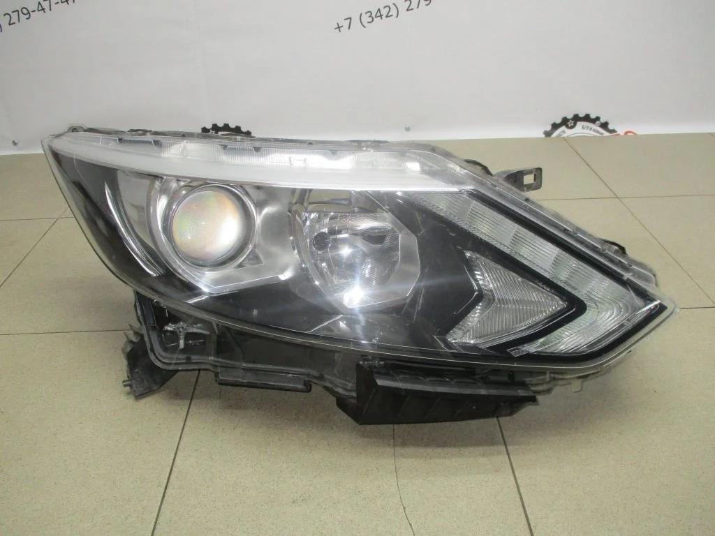 Фара правая Nissan Qashqai J11