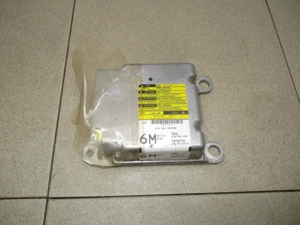 Блок управления air bag Toyota Corolla E150