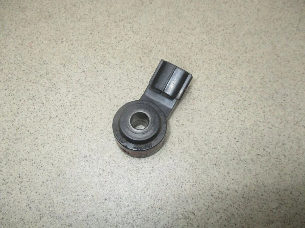 Датчик детонации Lexus RX350 XU30