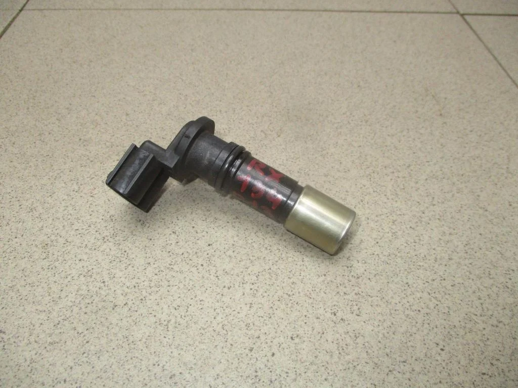 Датчик положения коленвала Lexus RX350 XU30