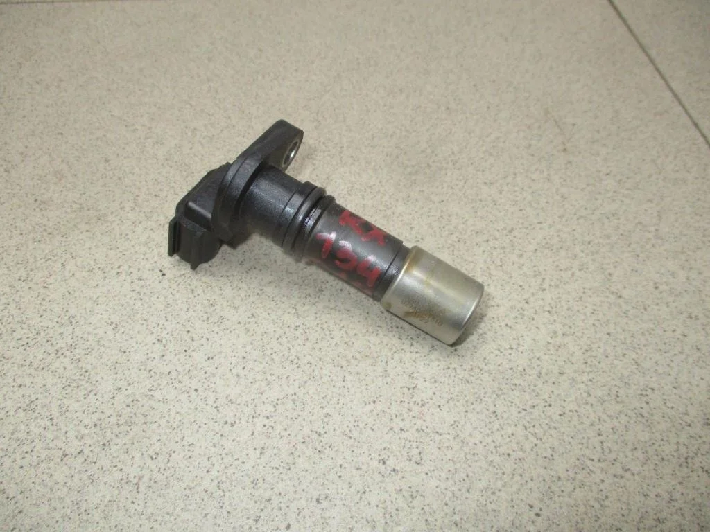 Датчик положения коленвала Lexus RX350 XU30