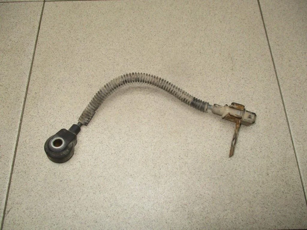 Датчик детонации Kia Cerato 1 LD