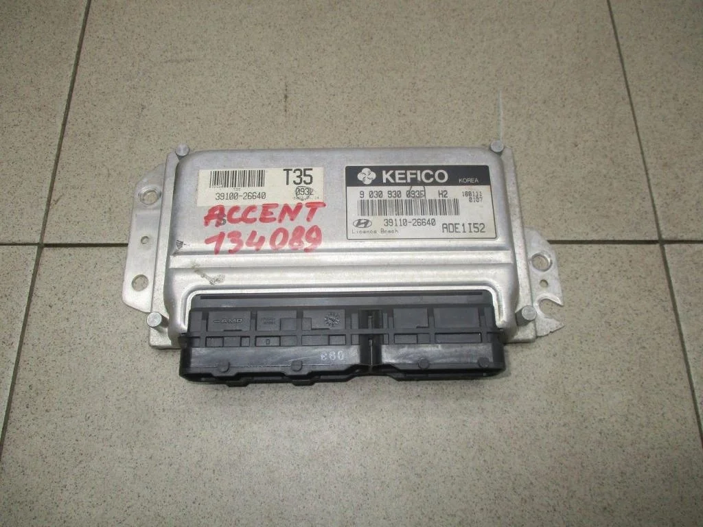 Блок управления двигателем Hyundai Accent LC