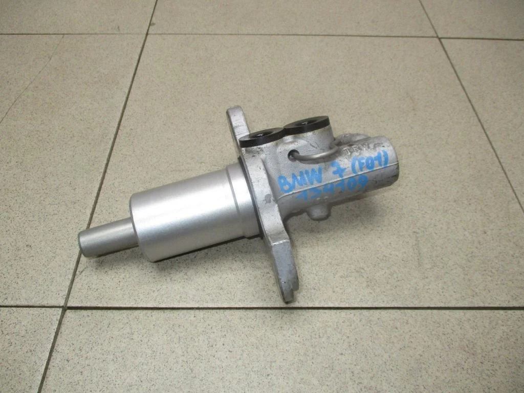Цилиндр тормозной главный BMW 7-Series F01, F02, F03, F04