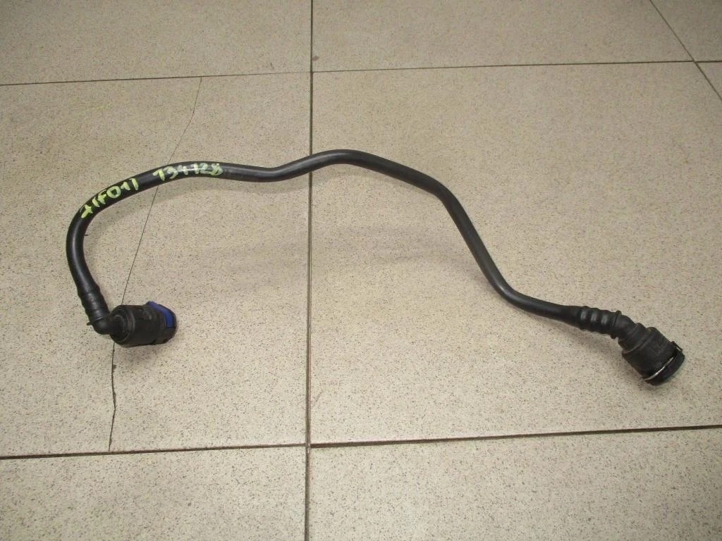 Шланг системы охлаждения BMW 7-Series F01, F02, F03, F04