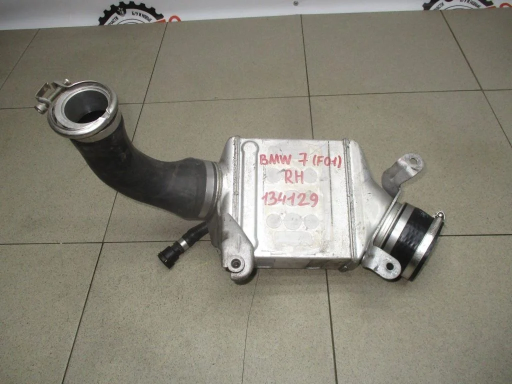 Интеркулер BMW 7-Series F01, F02, F03, F04