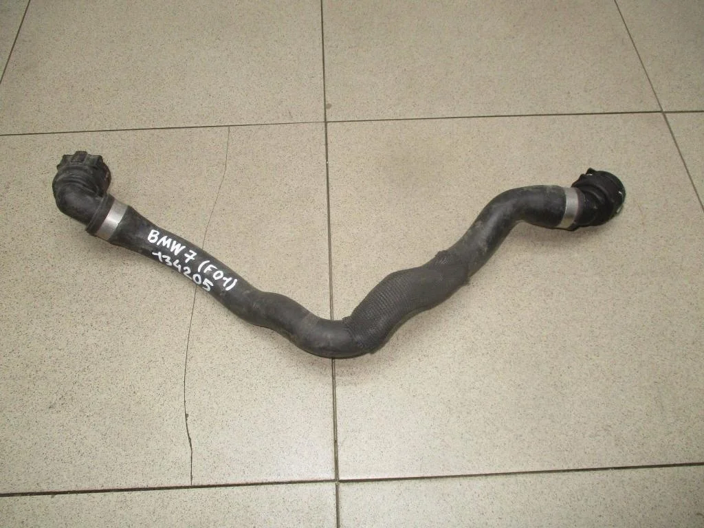 Шланг системы охлаждения BMW 7-Series F01, F02, F03, F04