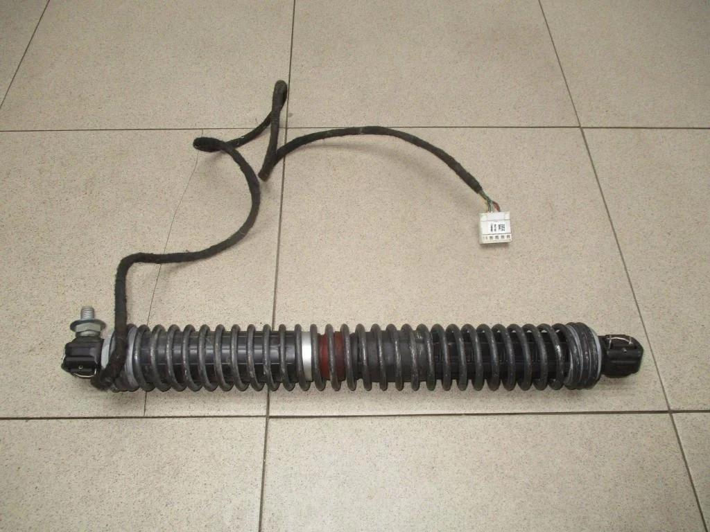 Амортизатор крышки багажника BMW 7-Series F01, F02, F03, F04