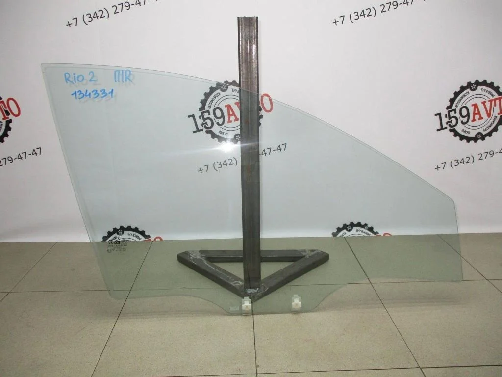 Стекло двери передней правой Kia RIO 2 JB