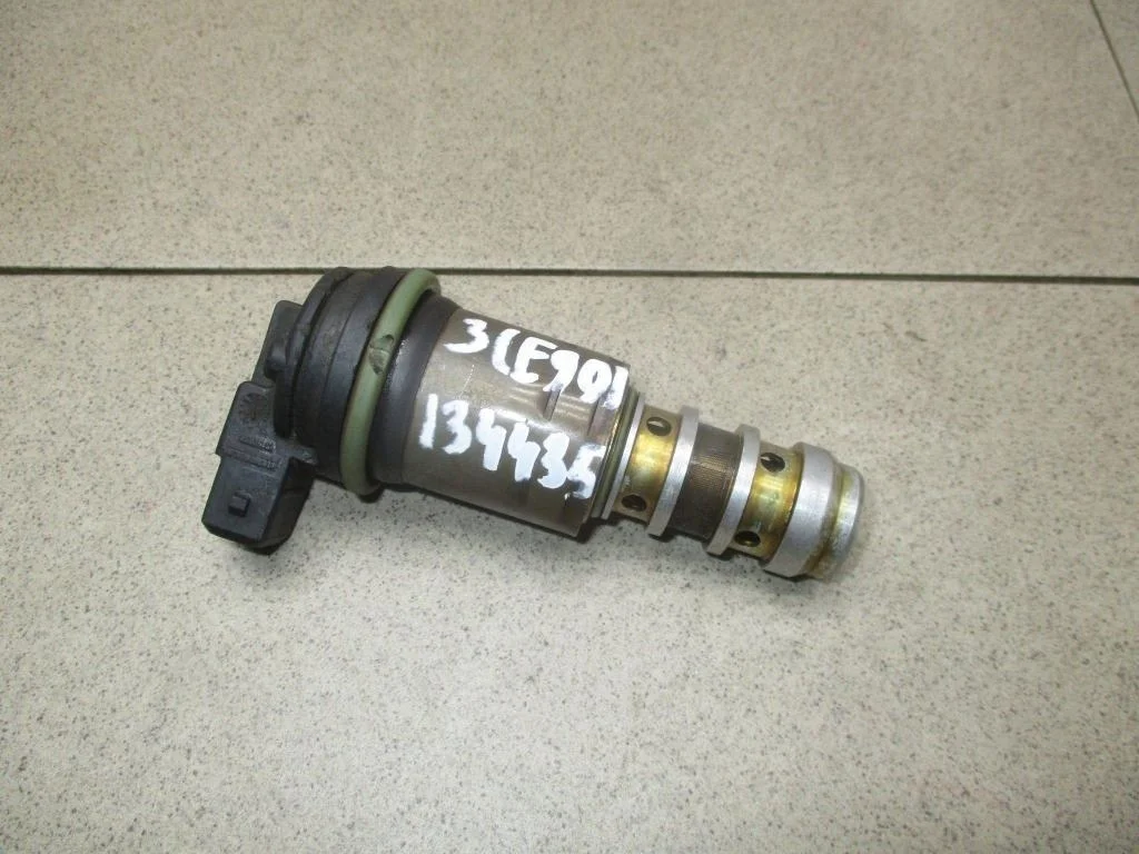 Клапан изменения фаз грм BMW 3-Series E90, E91, E92, E93