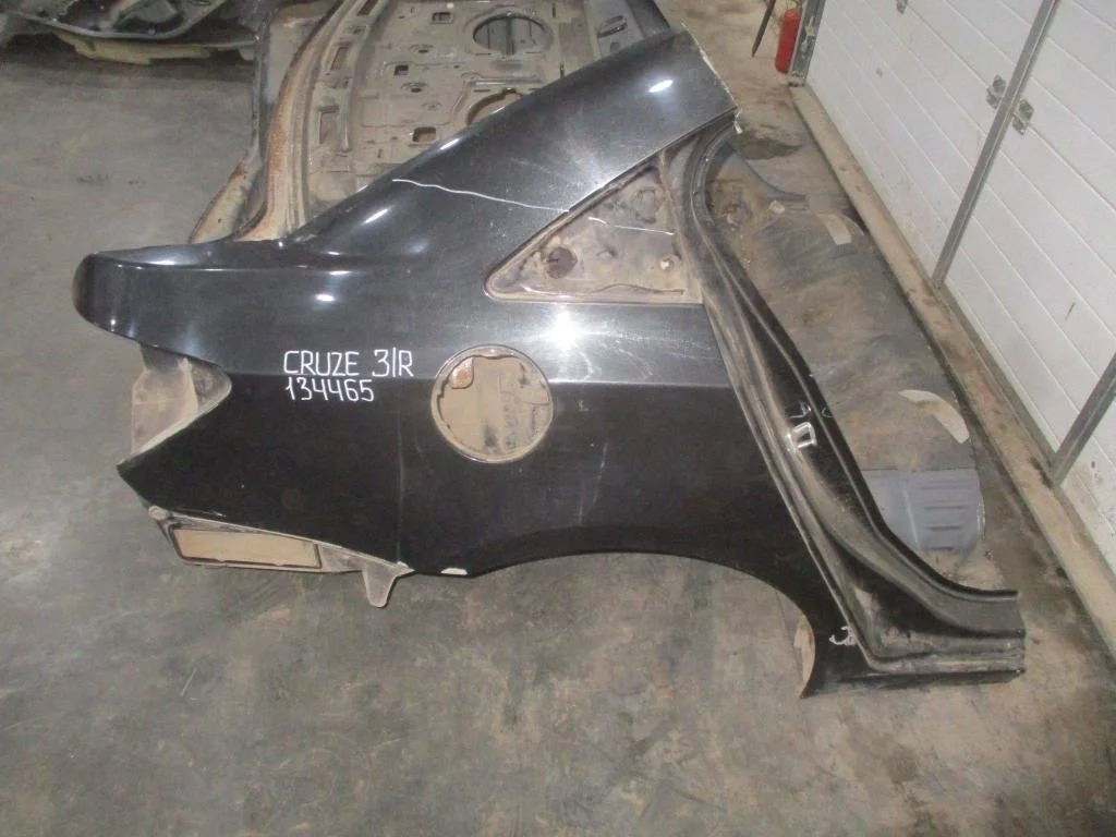 Крыло заднее правое Chevrolet Cruze 2010 J300