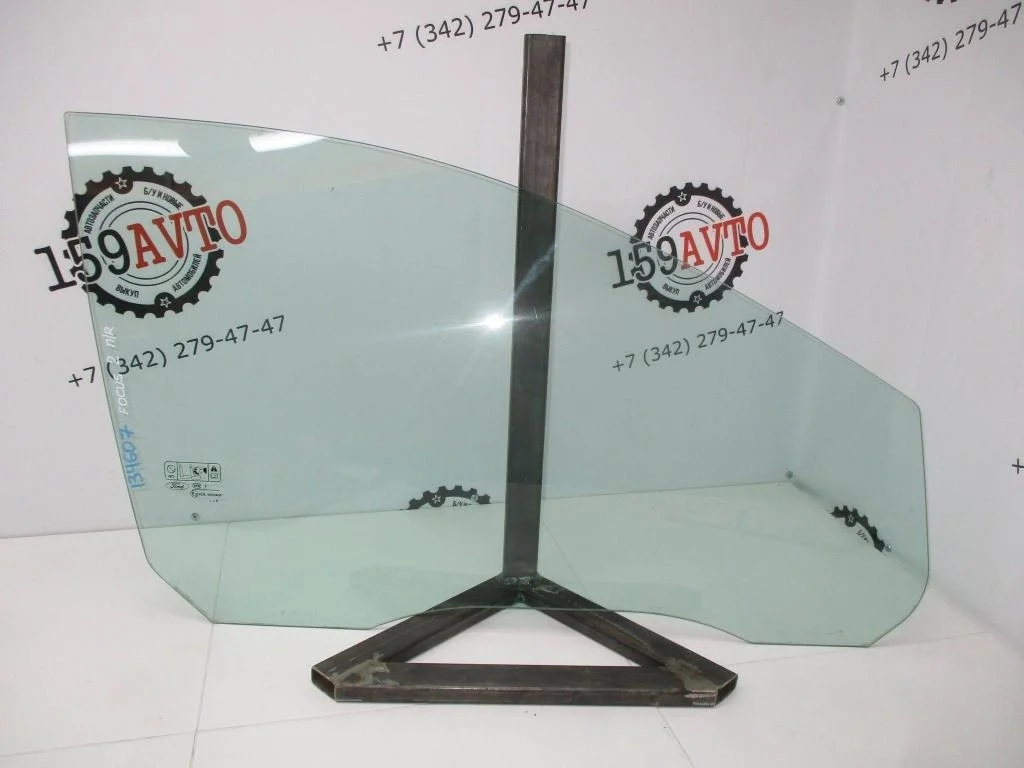 Стекло двери передней правой Ford Focus 2