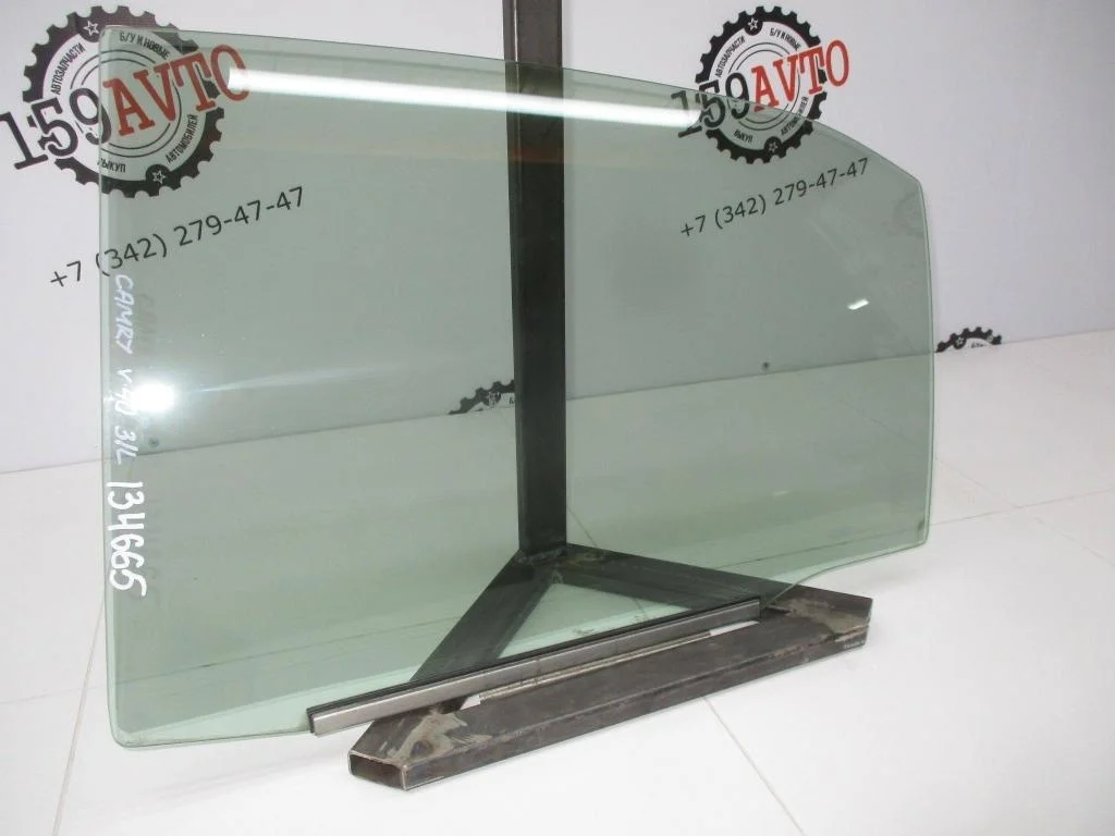 Стекло двери задней левой Toyota Camry XV40