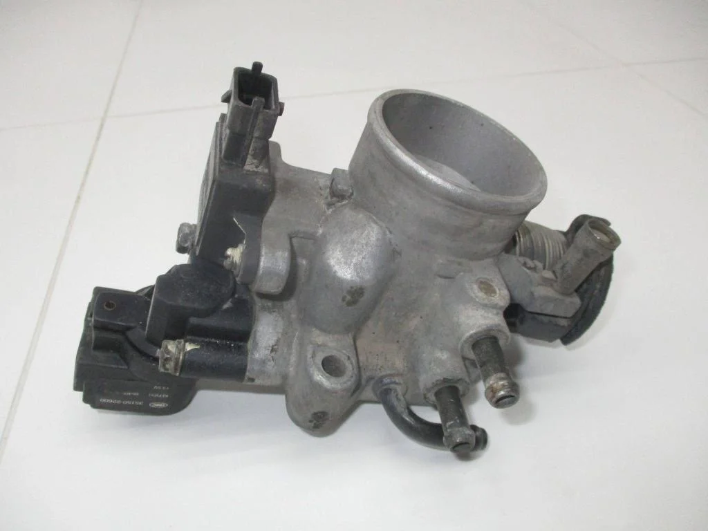 Заслонка дроссельная механическая Hyundai Elantra XD