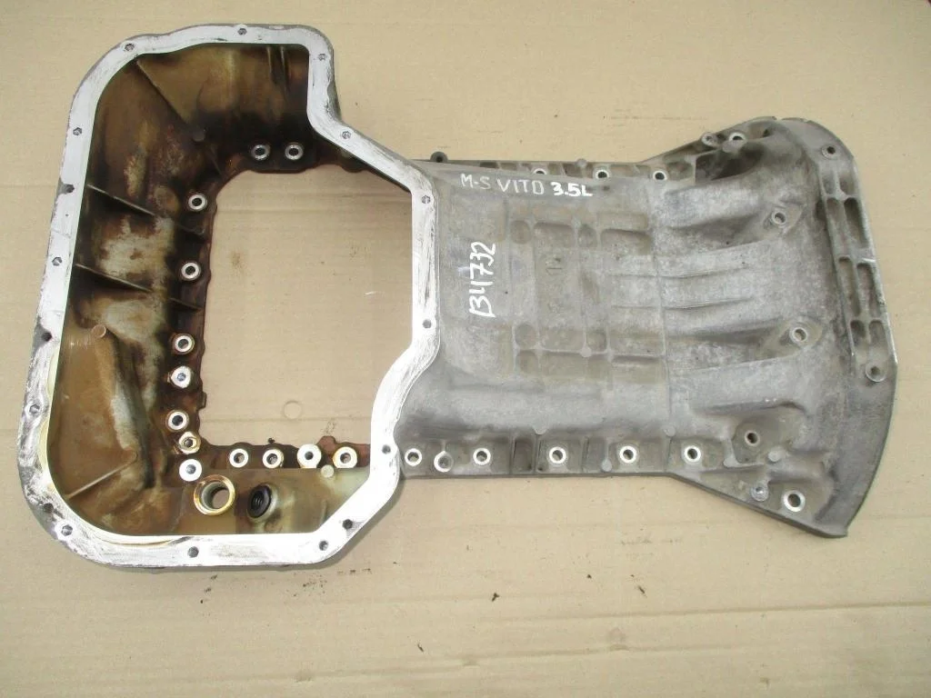 Поддон масляный двигателя Mercedes-Benz Vito W639