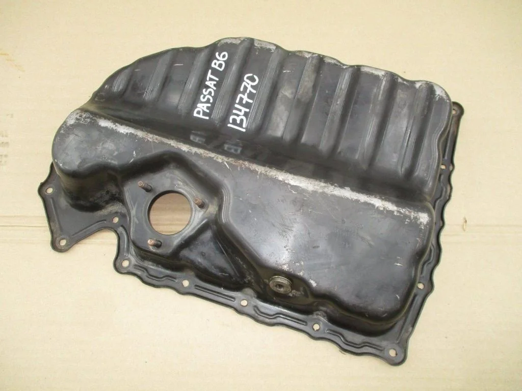 Поддон масляный двигателя Volkswagen Passat 2008 B6
