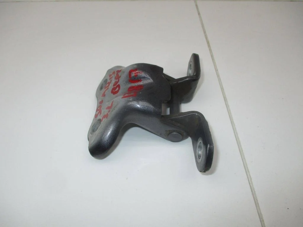 Петля двери задней левой верхняя Hyundai Solaris 1 RB