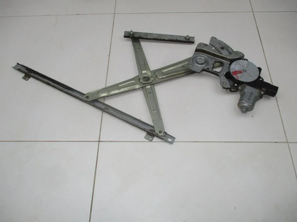 Стеклоподъемник передний правый Mitsubishi Lancer 10 2008 CY