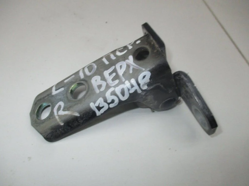 Петля двери передней Mitsubishi Lancer 10 2008 CY