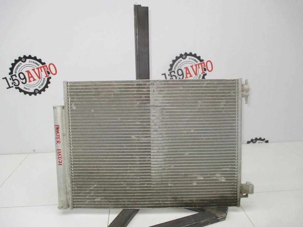 Радиатор кондиционера Renault Duster 1