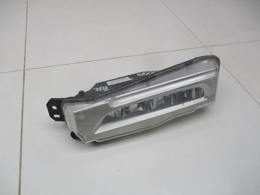 Фара противотуманная левая BMW X5 G05, F95