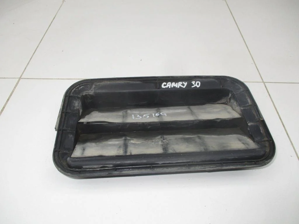 Решетка вентиляционная Toyota Camry 2003 XV30