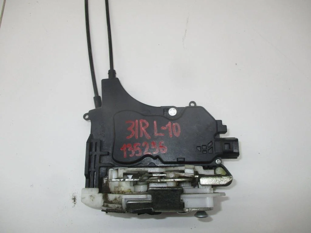 Замок двери задней правой Mitsubishi Lancer 10 2008 CY