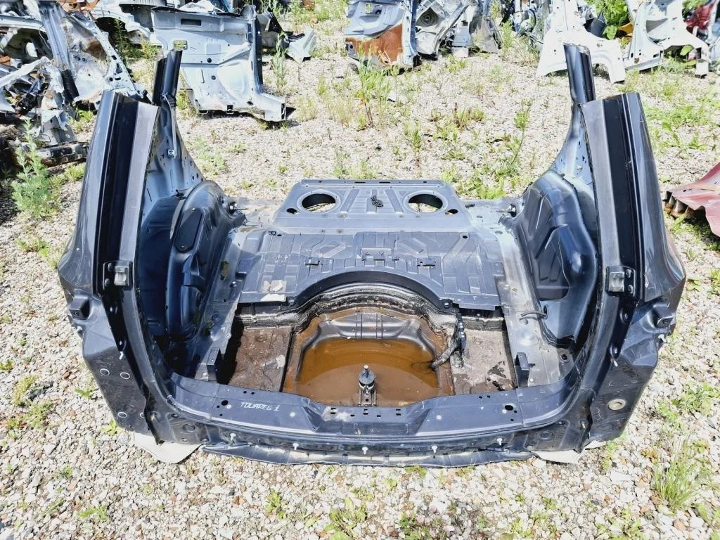 Панель задняя Volkswagen Touareg 1 2007 GP