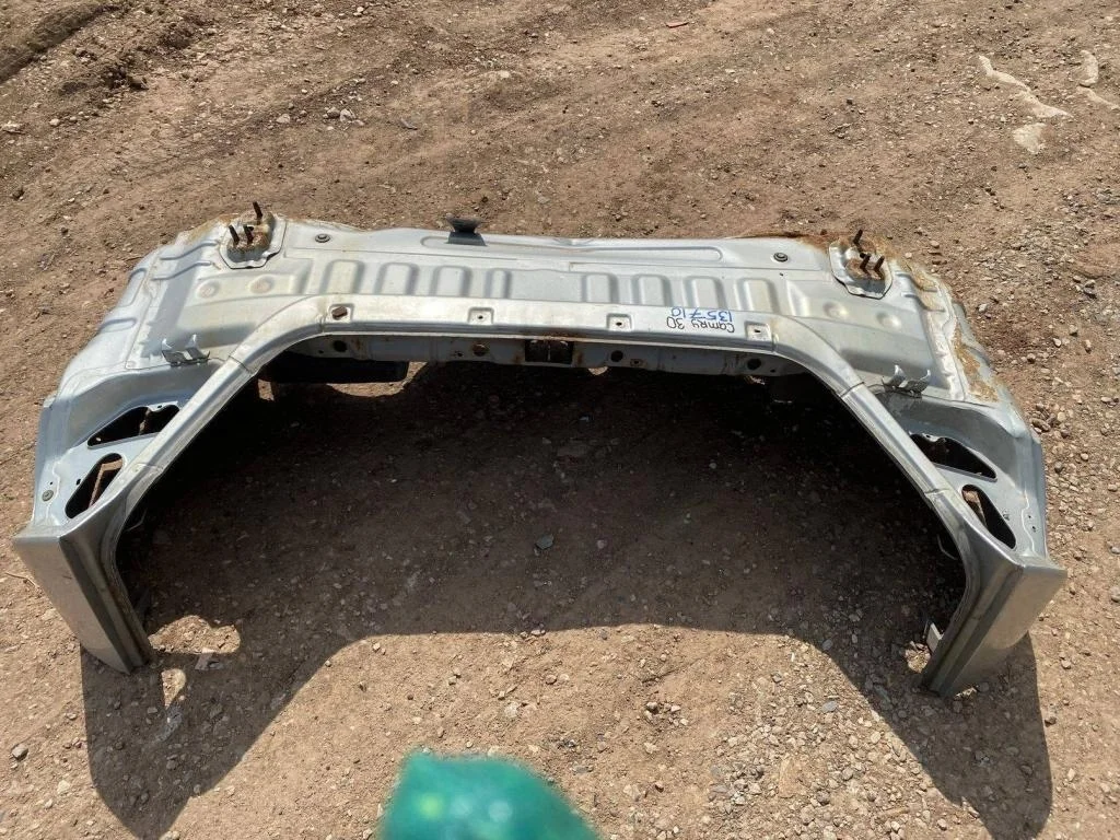 Панель задняя Toyota Camry 2003 XV30