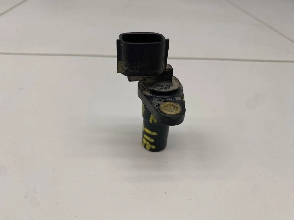 Датчик положения коленвала Mitsubishi Lancer 10 2008 CY