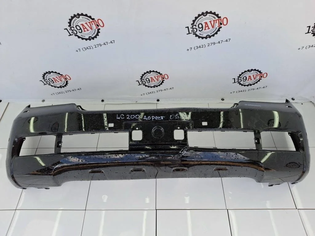 Бампер передний Toyota Land Cruiser J200
