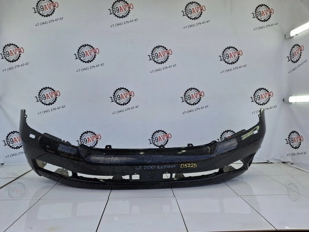 Бампер передний Toyota Land Cruiser J200