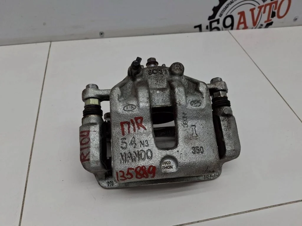 Суппорт передний правый Kia RIO 4 2018 FB