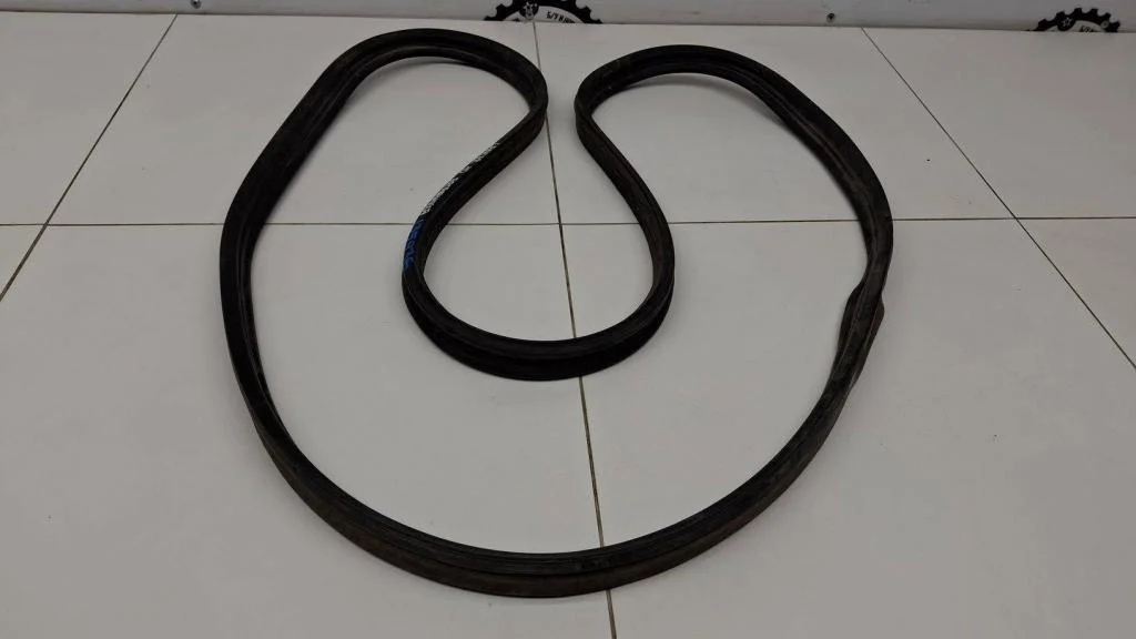 Уплотнитель багажника Mitsubishi Lancer 10 2008 CY