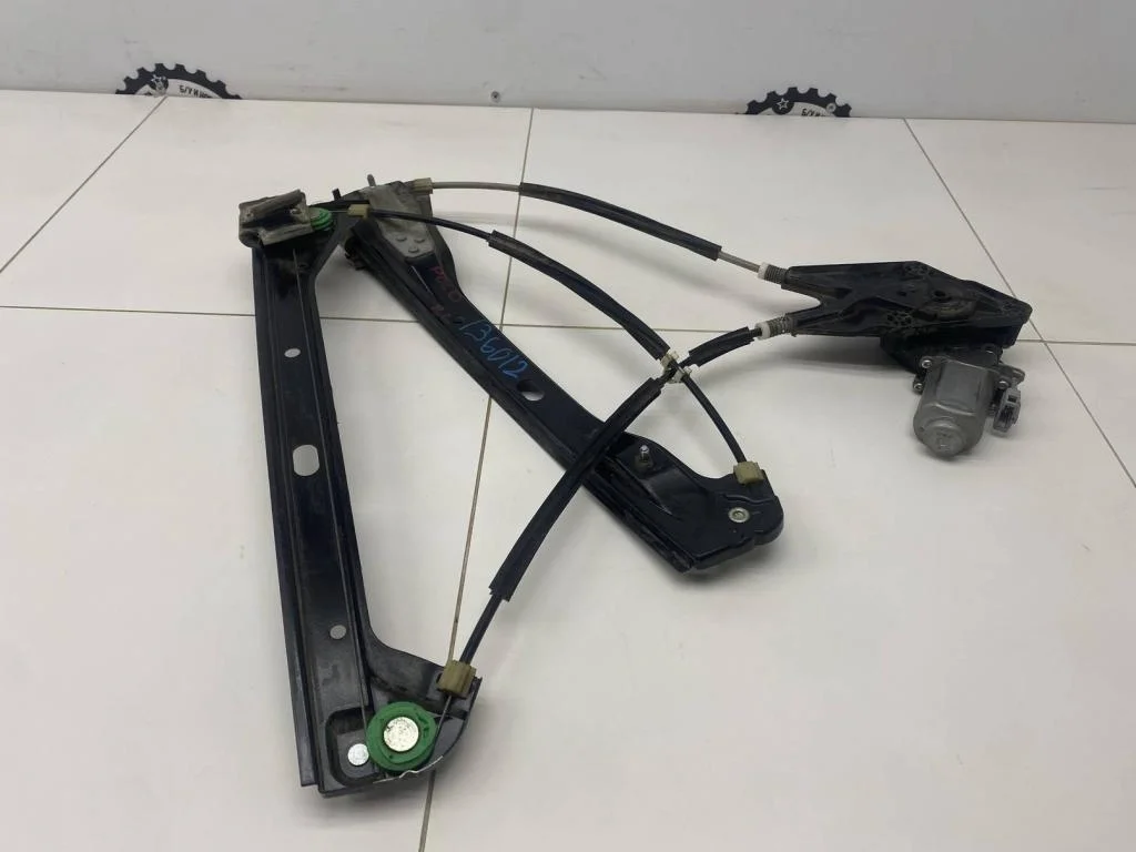 Стеклоподъемник передний левый Volkswagen Polo 5