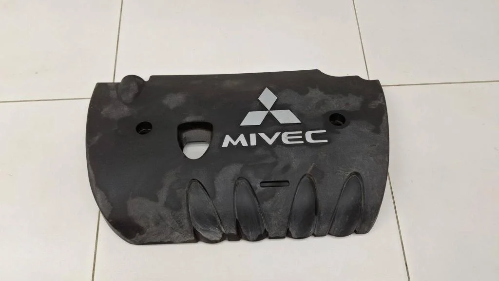 Накладка двигатель Mitsubishi Lancer 10 2008 CY