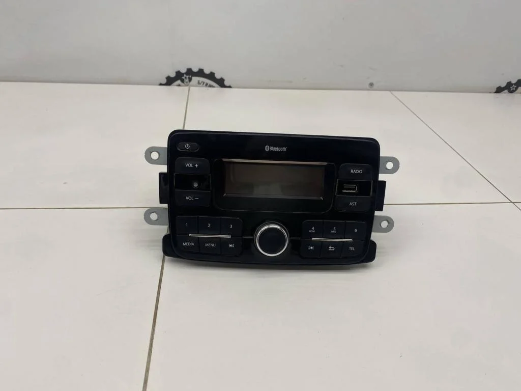 Магнитола Renault Logan Stepway 2 2020 L52