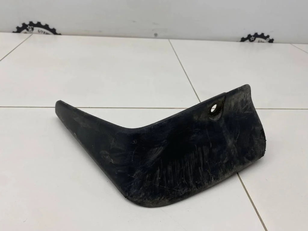 Брызговик задний левый Mitsubishi Lancer 10 2008 CY