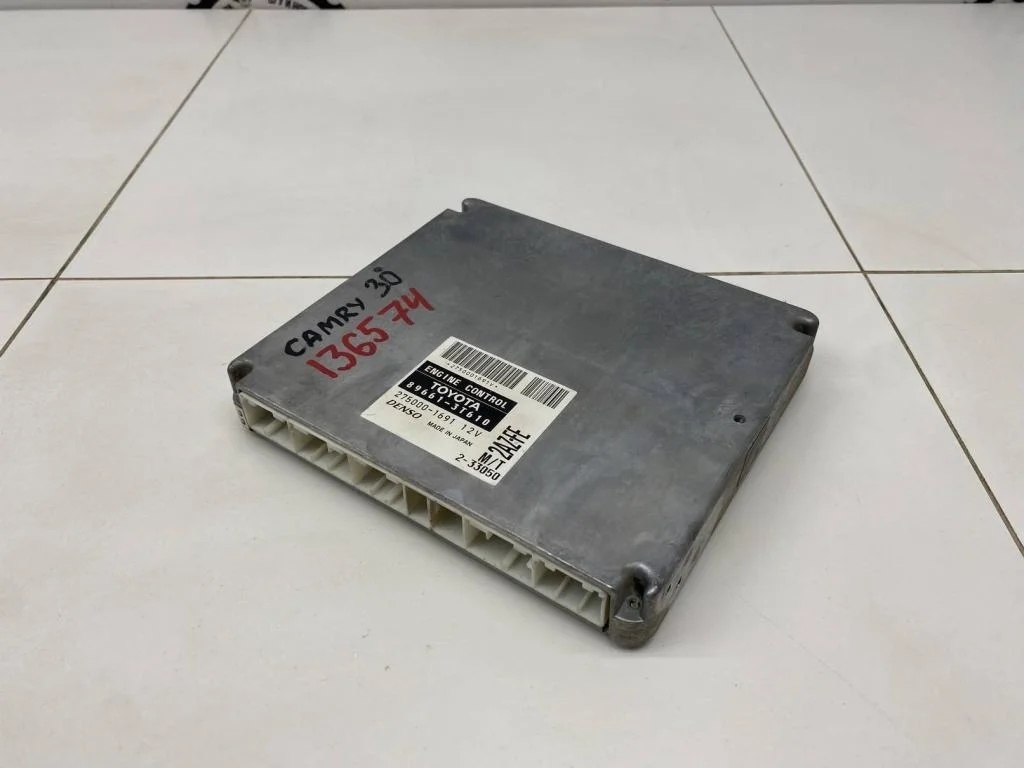 Блок управления двигателем Toyota Camry 2003 XV30