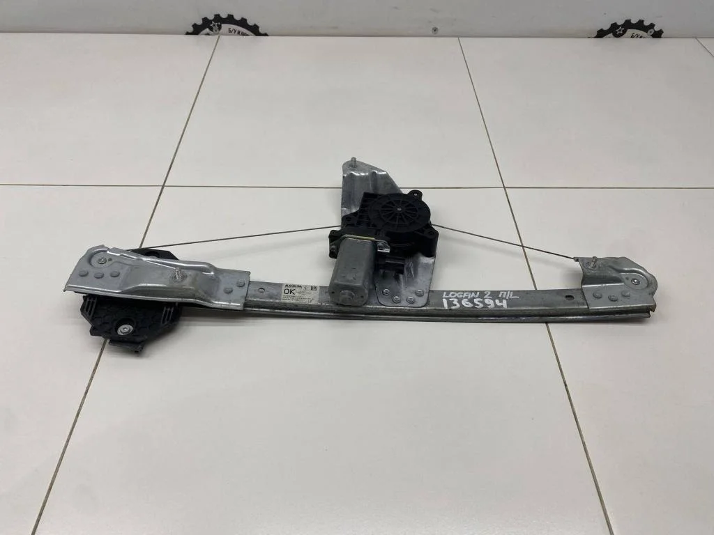 Стеклоподъемник передний левый Renault Logan Stepway 2 2020 L52