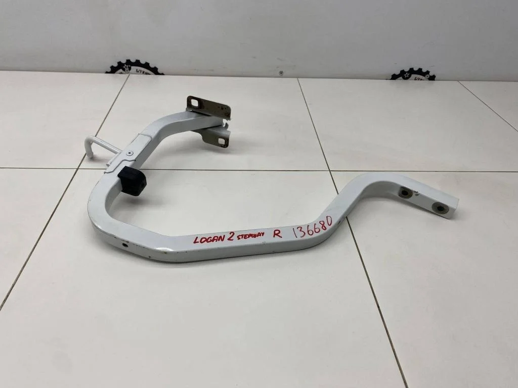 Петля крышки багажника Renault Logan Stepway 2 2020 L52