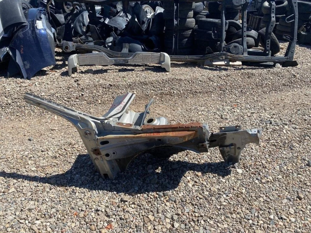 Лонжерон передний правый Renault Logan 2 L52