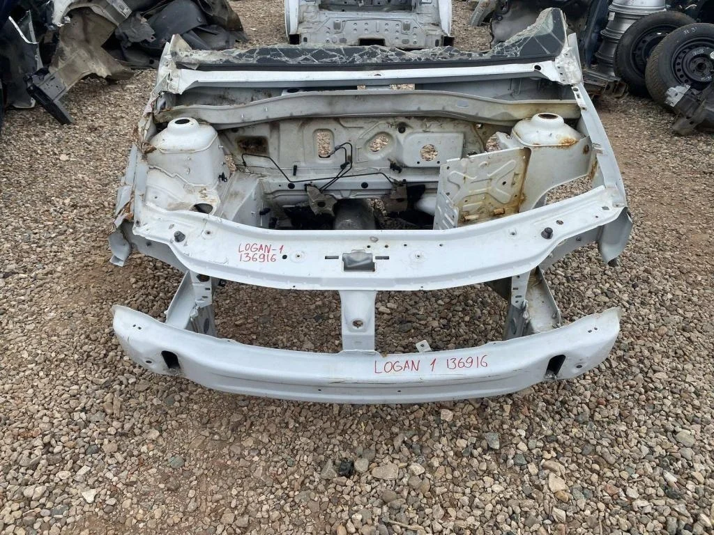 Панель передняя Renault Logan 1 L90