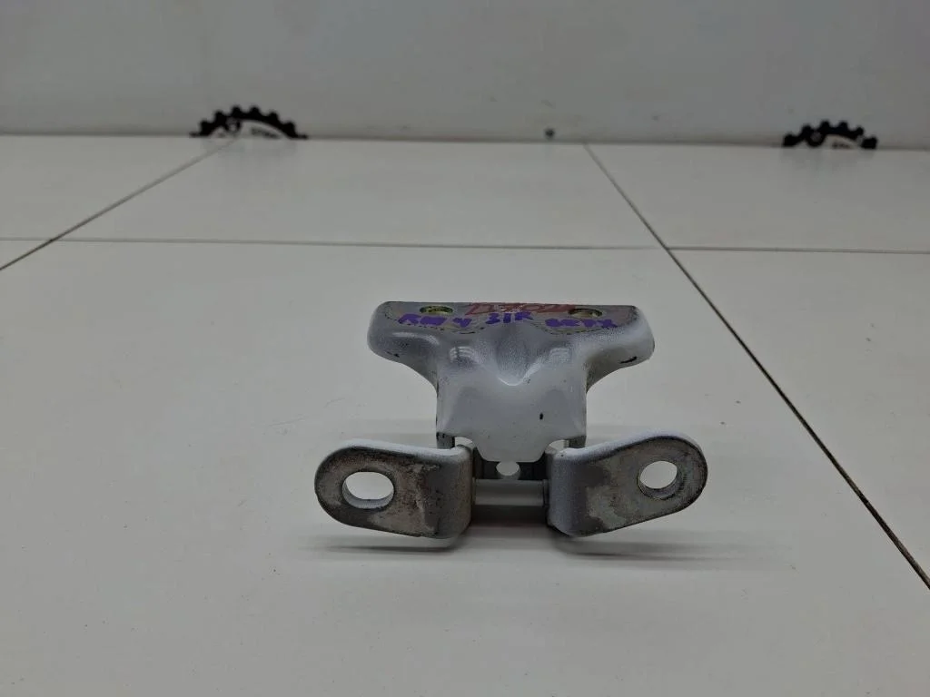 Петля двери задней правой верхняя Kia RIO 4 2018 FB