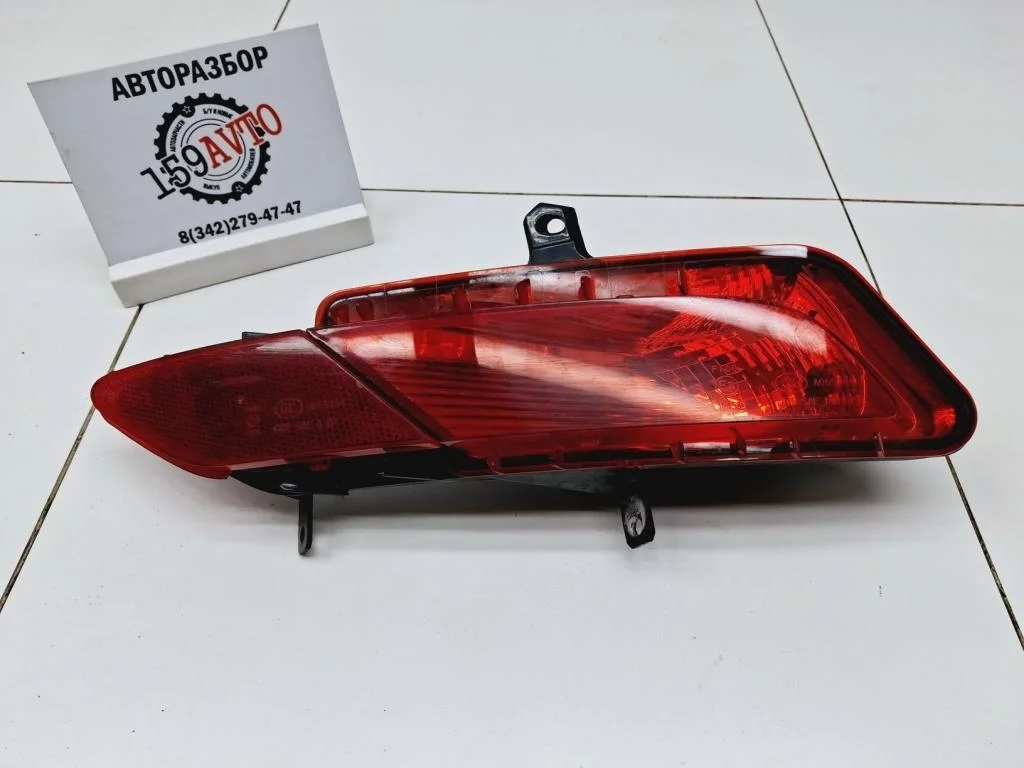 Фонарь задний в бампер левый Volvo XC60 1